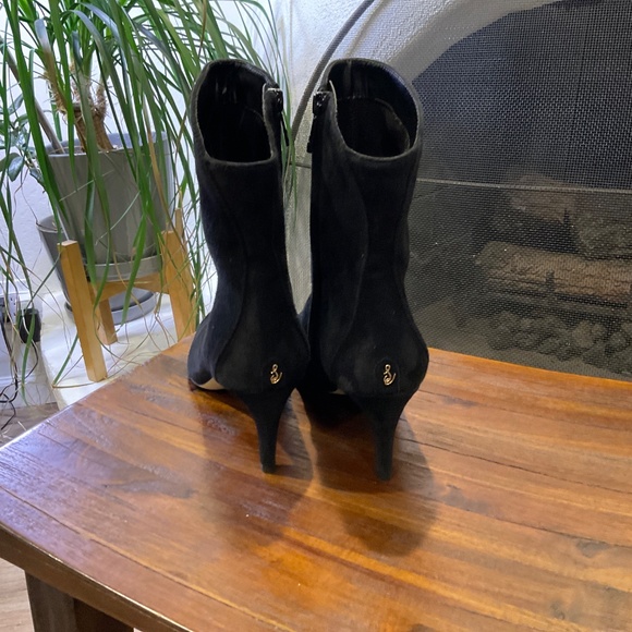 Sam Edelman Black Suede Ankle Boots Size 7 - Picture 4 of 8